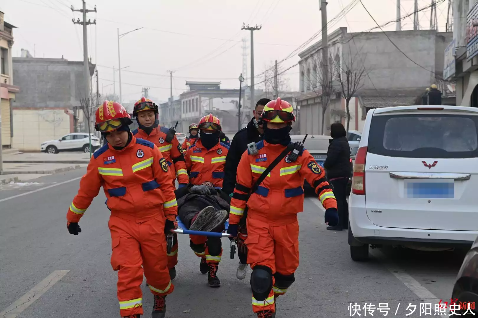 女子8名亲戚在甘肃地震中遇难（女子8名亲戚在甘肃地震中遇难） 第2张