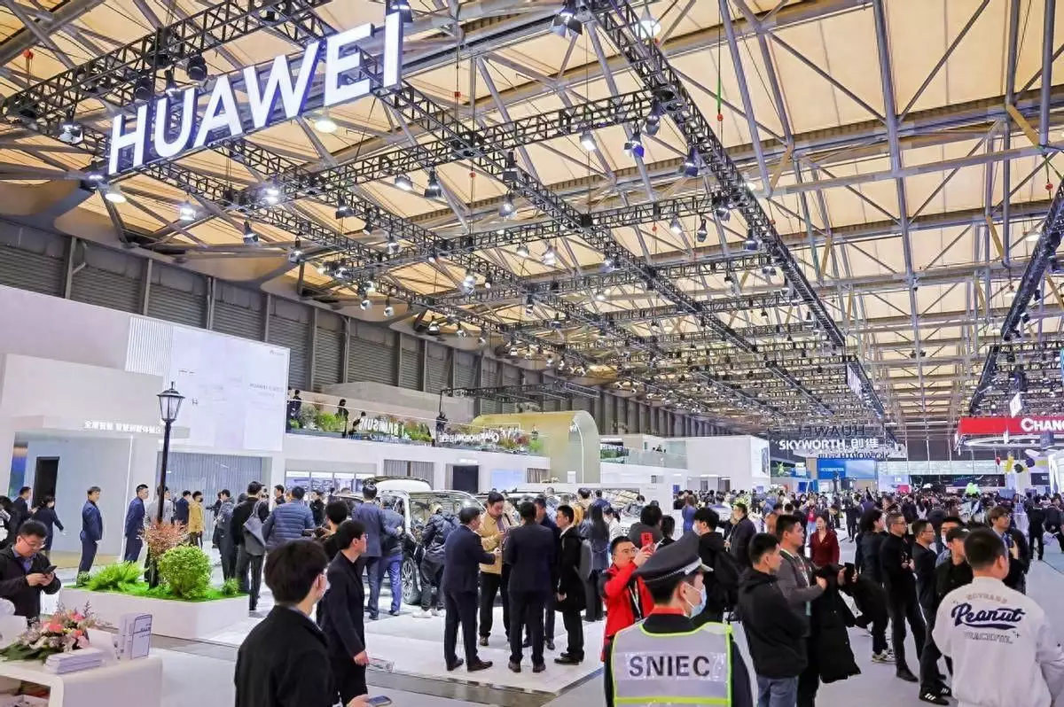 华为全屋智能登陆AWE 2024，以未来生活先行者擘画空间智能蓝图他是张嘉译的亲表弟，被表哥用11部戏带红，登上央视后走红扩大