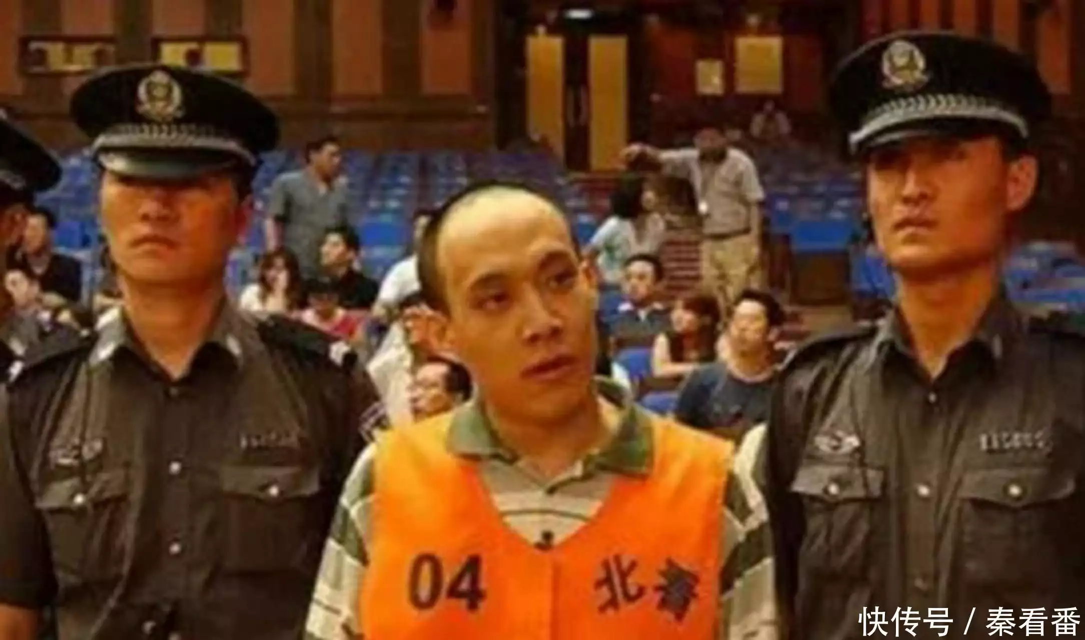 北京悍匪王立华:法庭上说了一段话，法官听后直接判死刑许仙叶童，嫁入豪门36年遭8次背叛，61岁无人养老还要上班挣钱