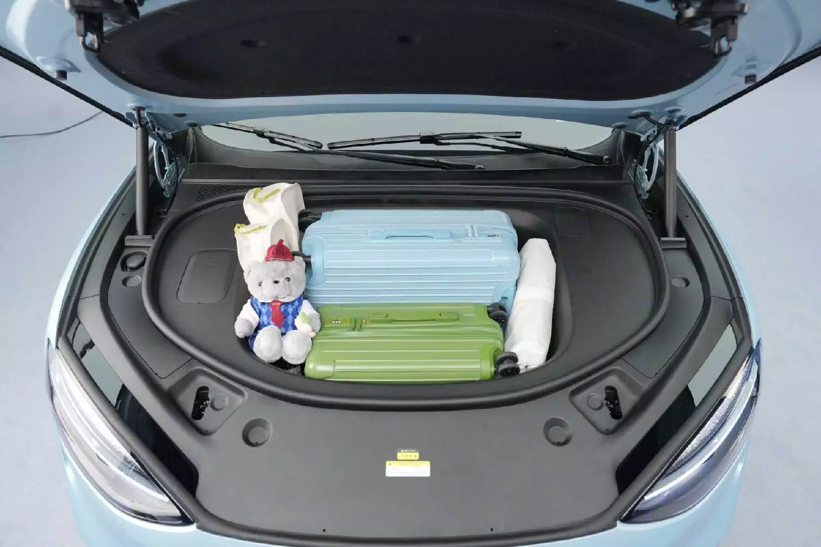 实测问界M6前备箱，202L空间还有智能黑科技