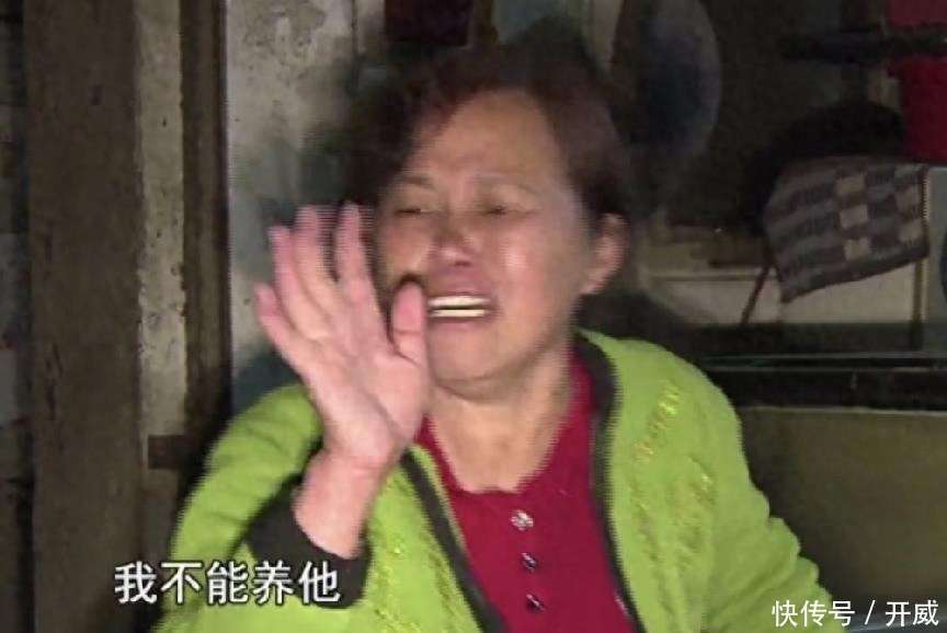 广东男子瘫痪12年，妻子找邻居当“男保姆”，丈夫：我尊严没了！