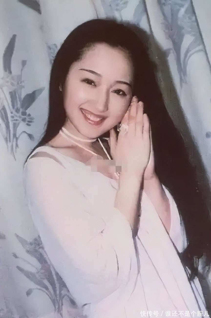 曾毁了杨钰莹的赖文峰，如今携妻子直播蹭热度，这钱挣得不烫手吗