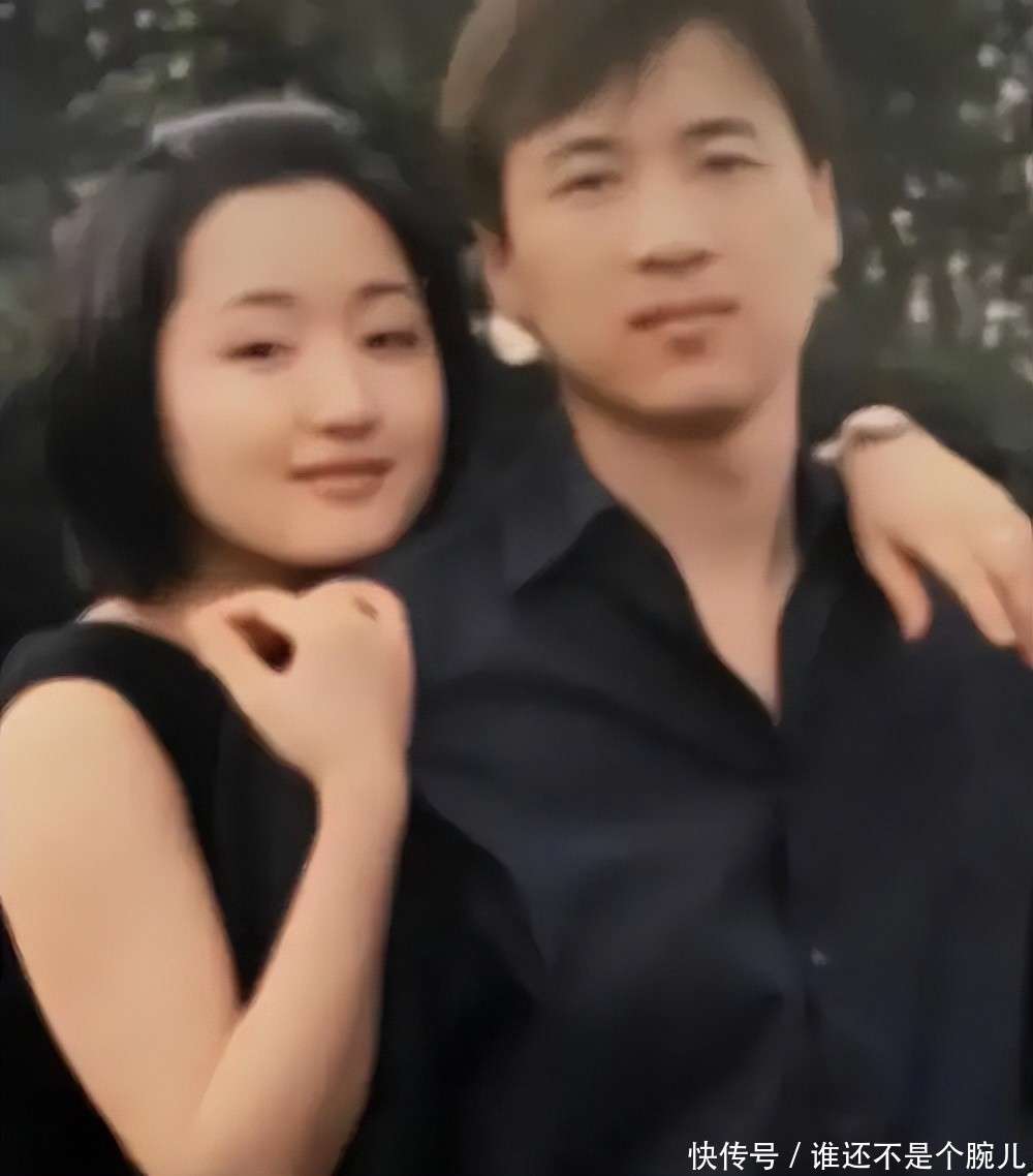 曾毁了杨钰莹的赖文峰，如今携妻子直播蹭热度，这钱挣得不烫手吗