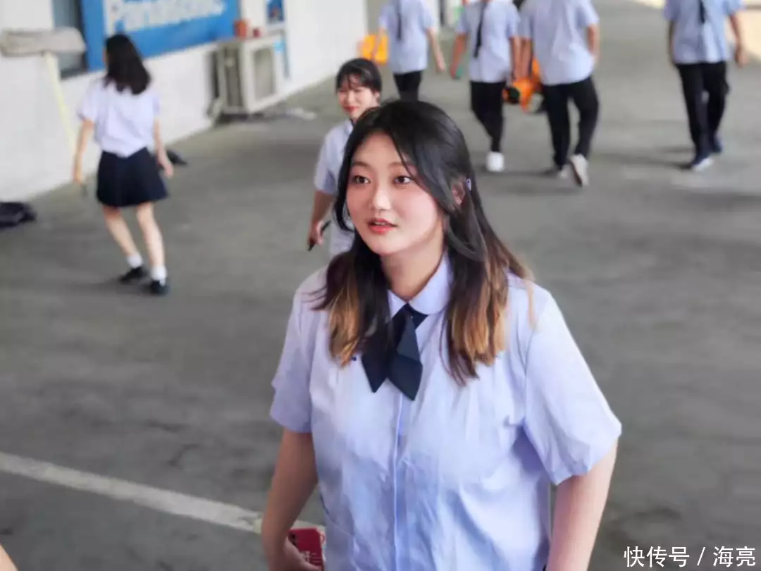 海亮外语中学丁茜老师教育传承_海亮教育反哺教育故事_海亮教育