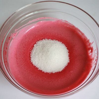  吉利丁片|竹炭覆盆子奶冻卷