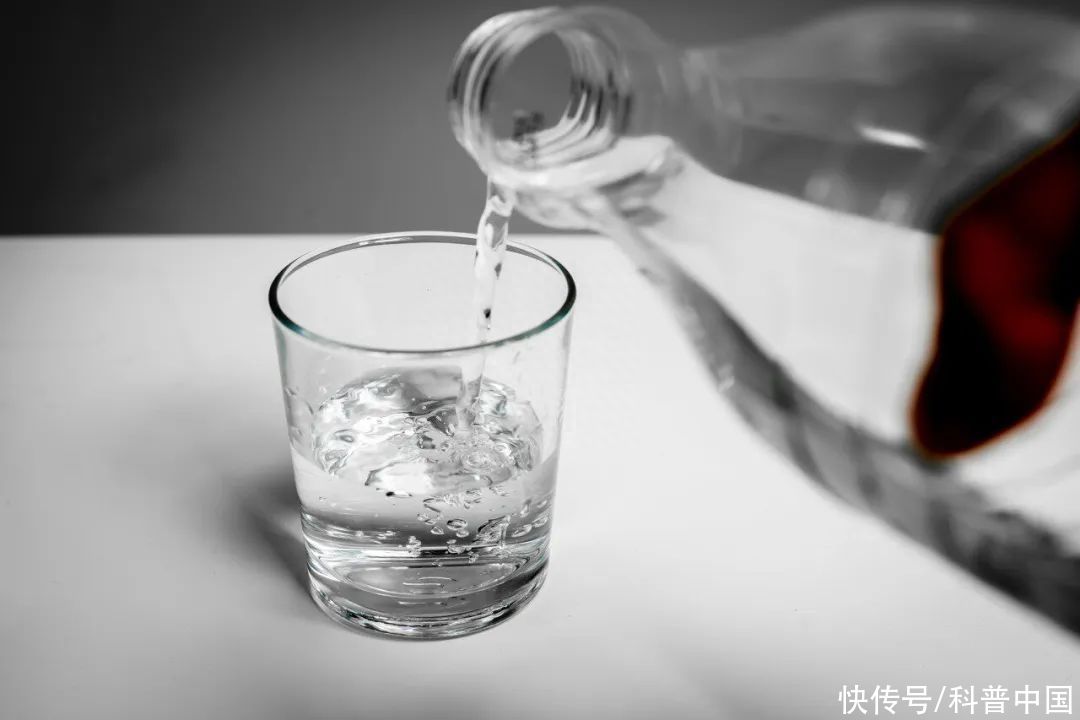 让脑子变傻的事你可能每天都在做(这个让脑子变傻的事情，你可能每天都在干！)