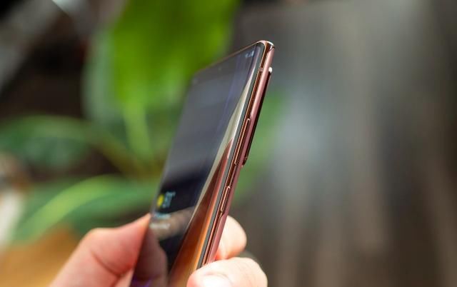  评测|三星Note 20系列评测：S Pen延迟Ultra版小很多