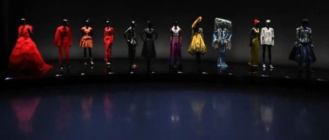  文化|杨颖 赵丽颖 黄轩等明星齐打卡，浓缩了73年DIOR文化的展览值得一看！