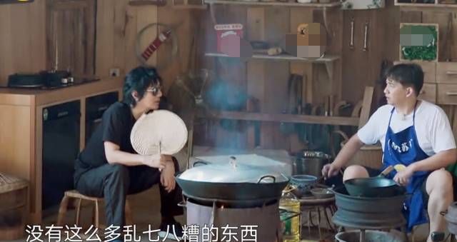  节目中|有一种友谊叫黄磊和郑钧，十几年不联系，靠录综艺互相加微信