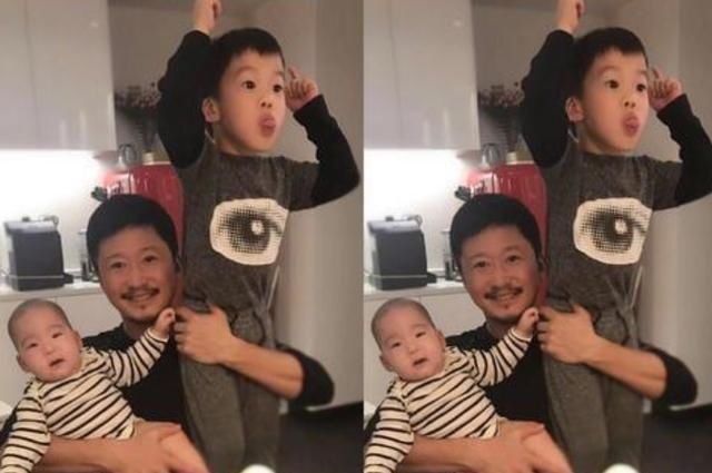  儿子|吴京带俩子出游个个晒成黑黝黝，硬汉教育下，俩儿子胖嘟嘟可爱