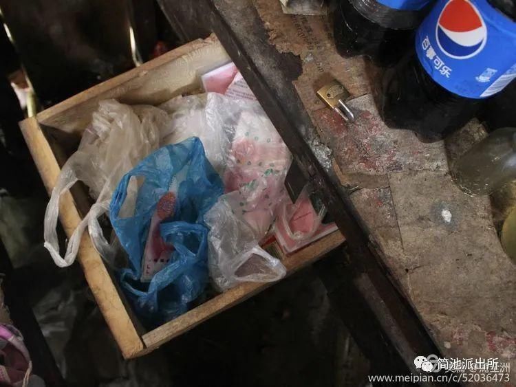 老人|镇巴8旬贫困老人被盗两万元？啥情况。。。