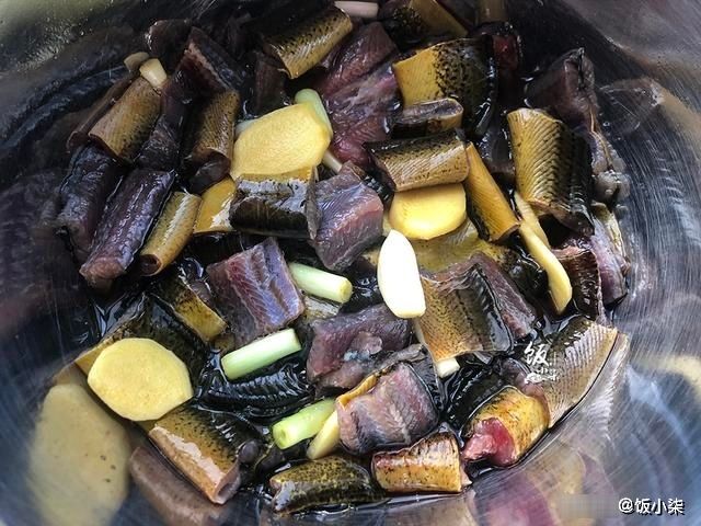  鲜嫩|小暑过后，有条件多吃这种淡水鱼，正当季，鲜嫩肥美，美味又滋补
