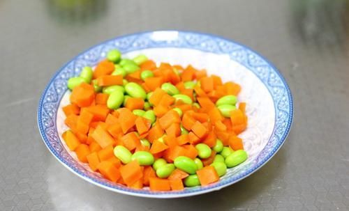 玉米淀粉|3分钟就出锅的快手小炒,做法原来这么简单,吃着爽口又不油腻