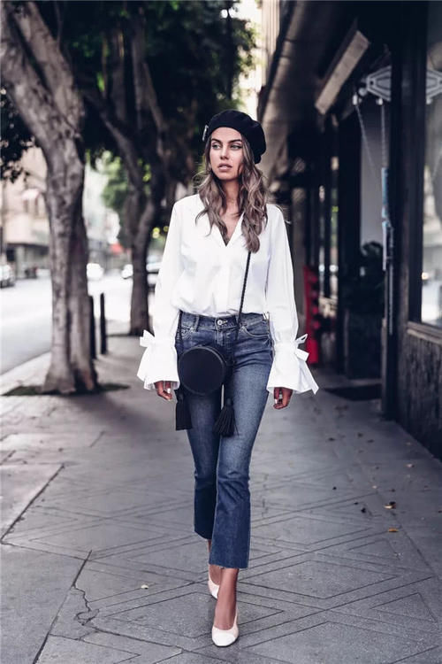 丝袜|女人不要再“丝袜”配高跟鞋了,今年流行这样穿,优雅时髦又高级