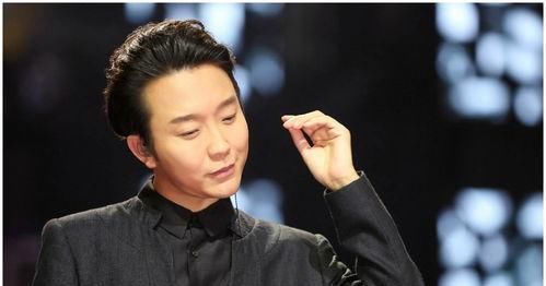  现况|草根逆袭抛弃糟糠女友，娶外国高官之女隐婚9年，李玉刚现况如何