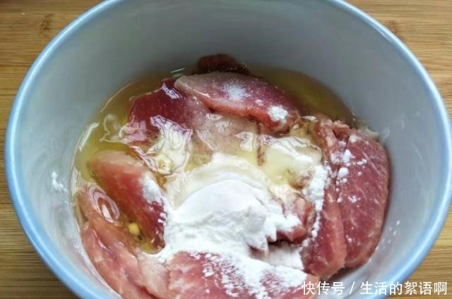 隔三差五|白菜土豆一起烧特别好吃,我家隔三差五做,每次上桌连汤汁都不剩