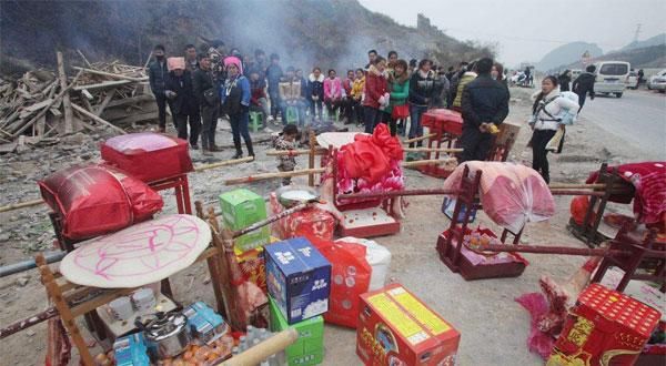 安排|男方给的彩礼钱，给女儿还是留给自己好？聪明的父母这样安排