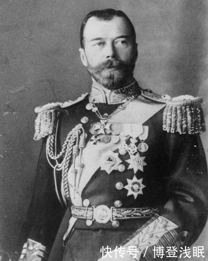 卑躬屈膝|沙俄皇储访日遇刺，天皇卑躬屈膝道歉，国民为赔罪剃刀割喉自尽