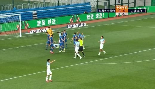 犯错|中超最差防线又被打爆!欧洲国脚犯错,4人目送对手扳平比分