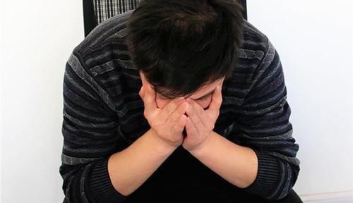  新陈代谢|男性每天坚持做俯卧撑，几种好处不请自来，可惜许多人坚持不下去