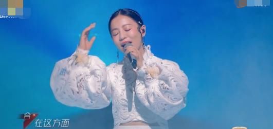  金莎白|丁当小组排名垫底，金莎白冰还原《神话》名场面，张萌独自吃醋