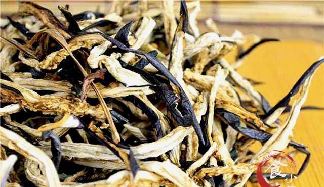  冬天|5种适合晒干吃的青菜，制作方法简单，冬天炖肉好吃又上瘾