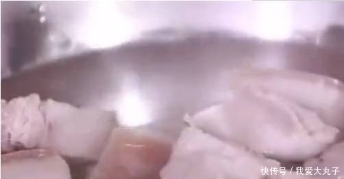 五花肉|原来这才是红烧肉正宗做法,不加一滴油,软糯不腻学会受用一辈子