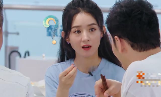  赵丽颖|《中餐厅》赵丽颖吃花生米，黄晓明很意外，接下来的话显心酸