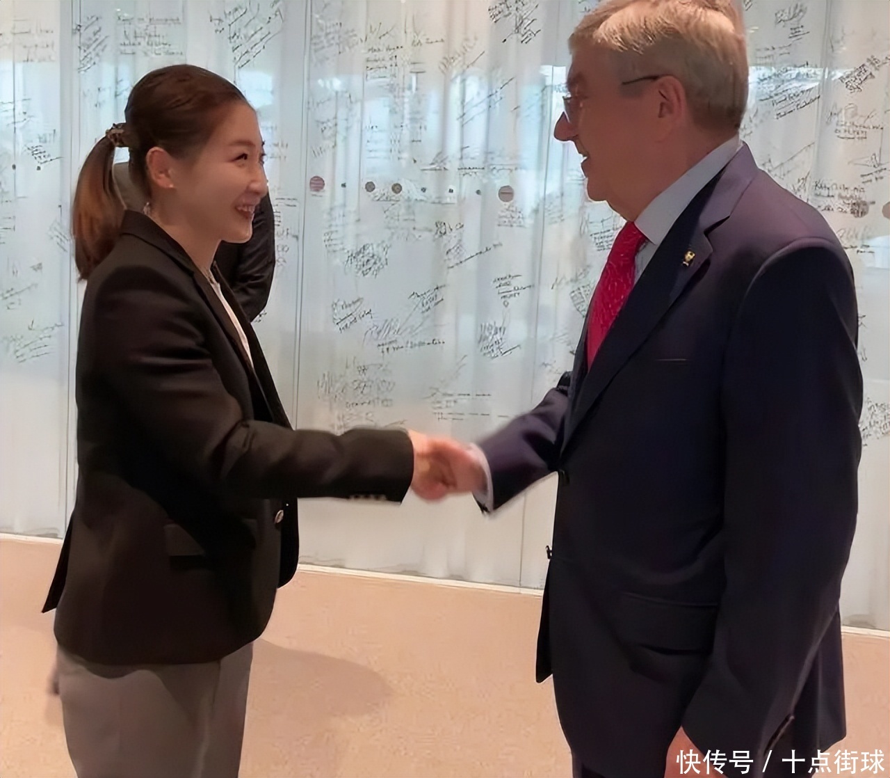 北京时间8月23日,乒乓球传来王楚钦、丁宁、刘诗雯和热身赛消息 北京时间8月23日,乒乓球传来王楚钦、丁宁、刘诗雯和热身赛消息