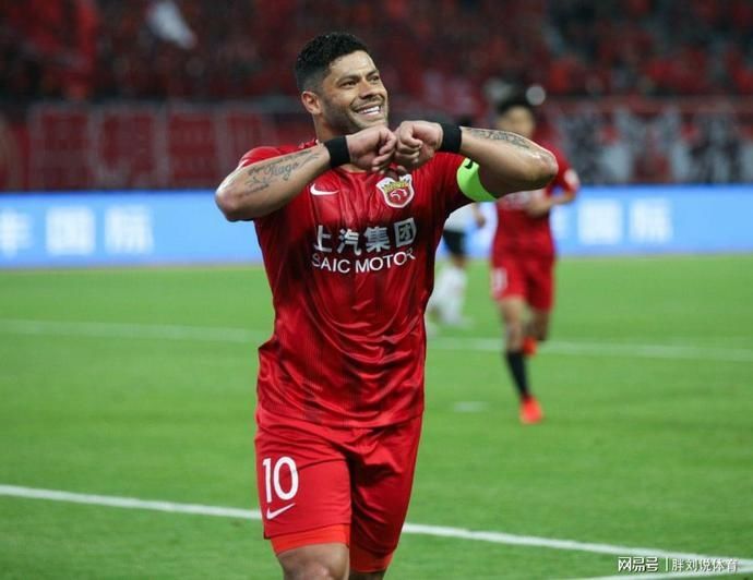  收到|胡尔克收到8个国家的报价，称金钱已对他不重要，看来是赚够了