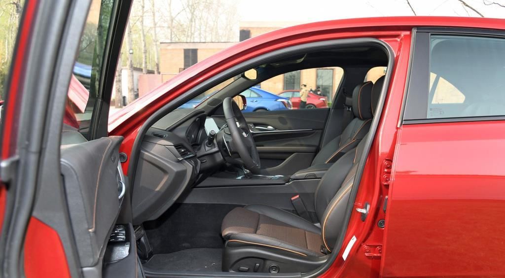  提辆|狠心花27万提辆凯迪拉克CT4，用车800公里后，车主憋了几句话要说