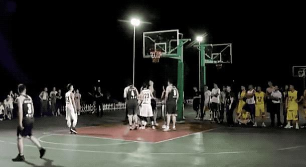  风险|痛惜！27岁男子篮球场猝死，中伏到来剧烈运动风险高！