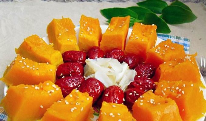 身体来说|秋天到了吃南瓜,蒸南瓜、煮南瓜、炒南瓜3种吃法收获3种好处