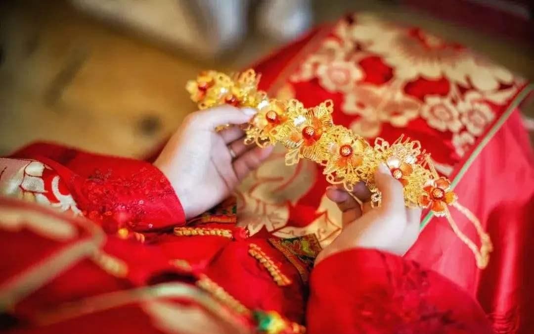 最终|女儿要彩礼被拒，怒将父母告上法庭，最终判决让人意外，却很合理