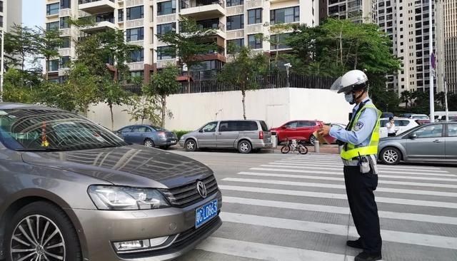 香洲交警|网友的一番留言,竟让珠海街头大量车辆突然消失!街坊纷纷拍手叫好!