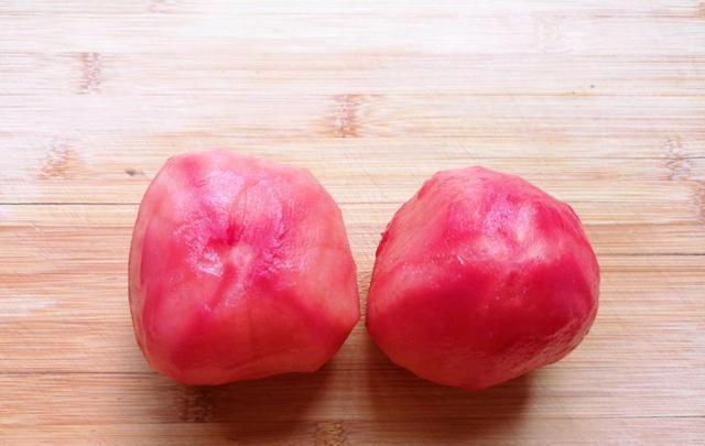  下饭|西红柿别再炒鸡蛋了，和它炒清热解暑还下饭，我家连汤也喝