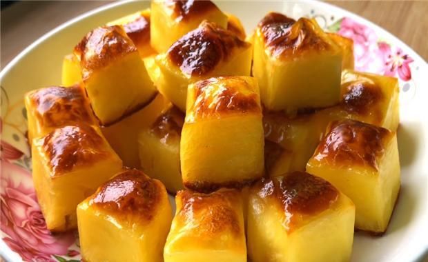 牛奶面糊|牛奶别再直接喝了,加上2个鸡蛋黄,香酥鲜嫩,比炸鲜奶还好吃