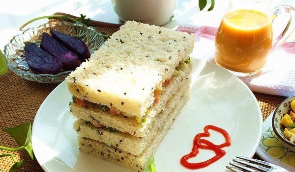 老公|什锦三明治,这个做法挺下饭下酒的,我老公超爱吃!