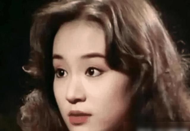 刘雪华|如今嫌她们丑，当年追成狗！下面4位发福女星，当年可都是大美女