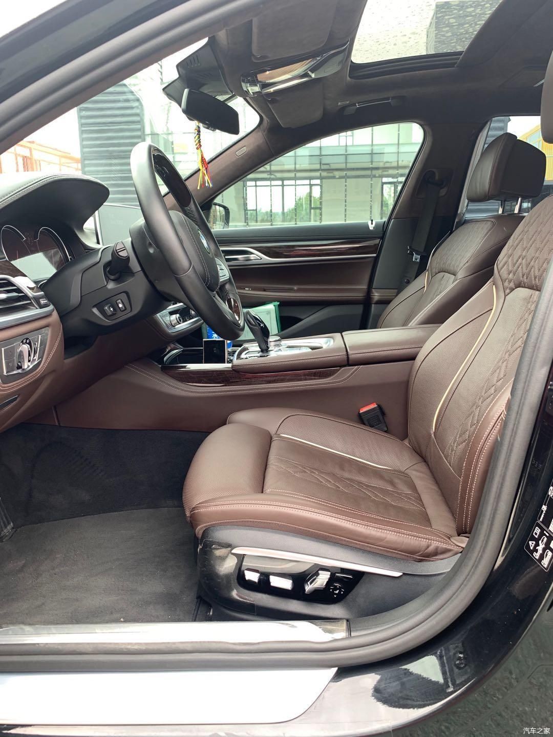  痛心|宝马740车主肉痛心不痛，才开4年血亏80万，网友：依然买不起