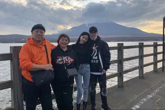  男方|潘玮柏吴昕当年有多甜？男方多次撒糖遭调侃，连杨幂伊能静都嗑过