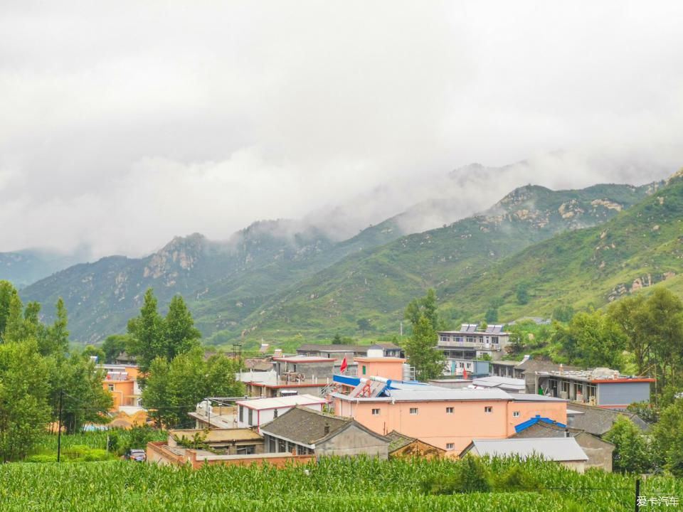  游览|游览祖国大好河山，徒步穿越北驼梁。