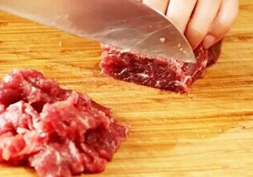  大葱|葱爆牛肉，大葱其实并不喜欢和牛肉同炒，这到底是为什么呢？