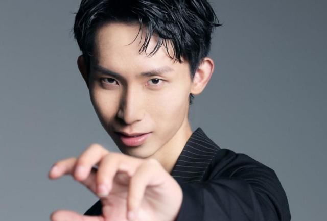 梦泪|王者荣耀：梦泪战队赛打的对方直接投降，看了出装，让人一头雾水