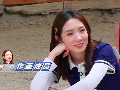  奔跑|《奔跑吧》初代偶像双C同框，蔡徐坤拿了“剧本”、孟美岐镜头多