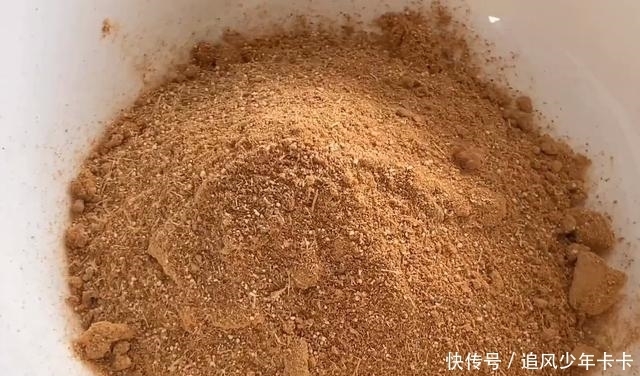 蒸鸡|立秋后,多给家人这样蒸鸡吃,鸡肉嫩滑又滋补,营养不流失,解馋