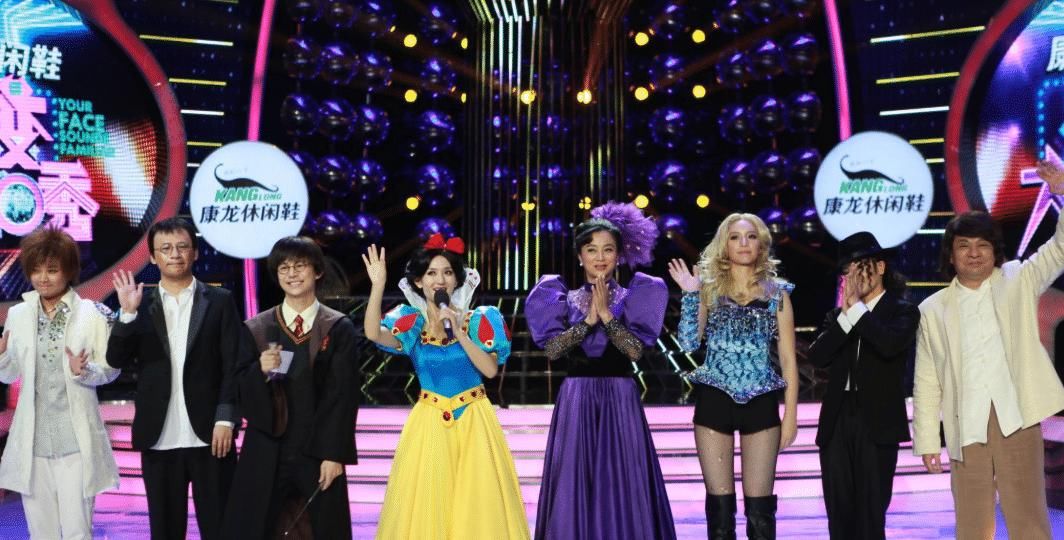  谢娜|百变大咖秀要回归了，最期待的还是舞台上一边搞笑一边流泪的她！