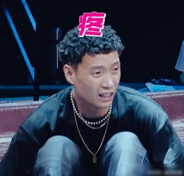 腹肌|《这街3》肖杰退赛?王一博全员晋级33强,张艺兴腹肌被滤镜磨平