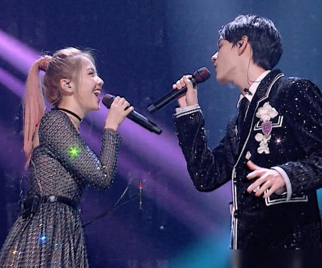  nene郑乃馨|硬糖少女《明日之子》合作爱情主题nene一天不睡，陈卓璇甜蜜过头