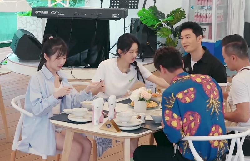  节目组|同是美食综艺，《中餐厅4》《忘不了2》先后开播，口碑却一天一地